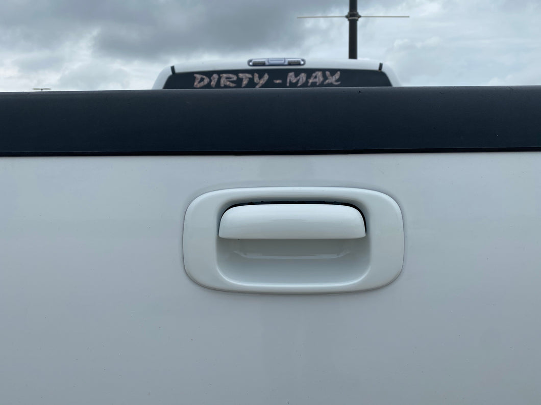 99-06 GM TAILGATE HANDLE
