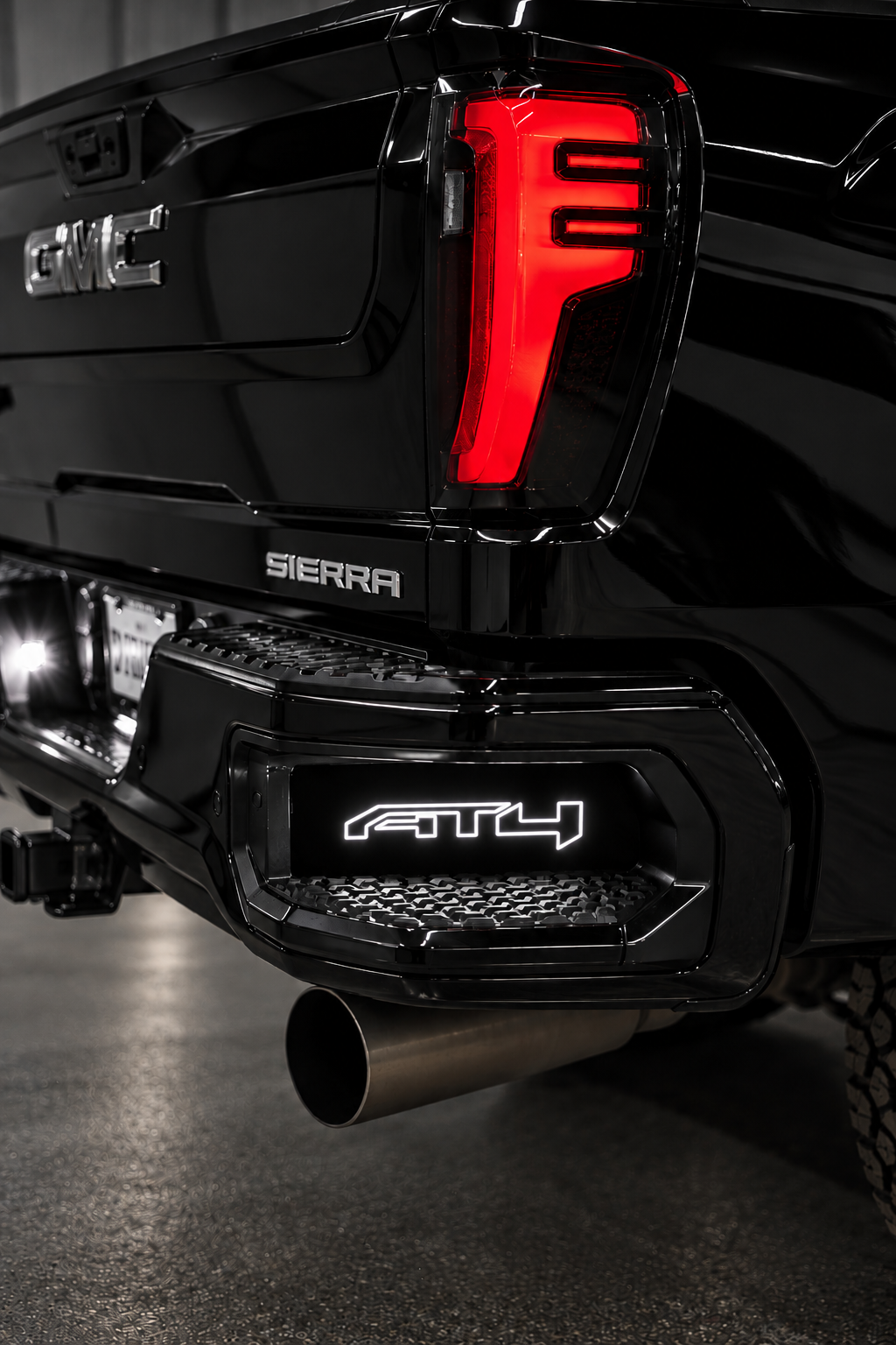 2020+ GM HD Illuminated Rear Bumper CornerStep Inserts (Silverado/ Sierra)