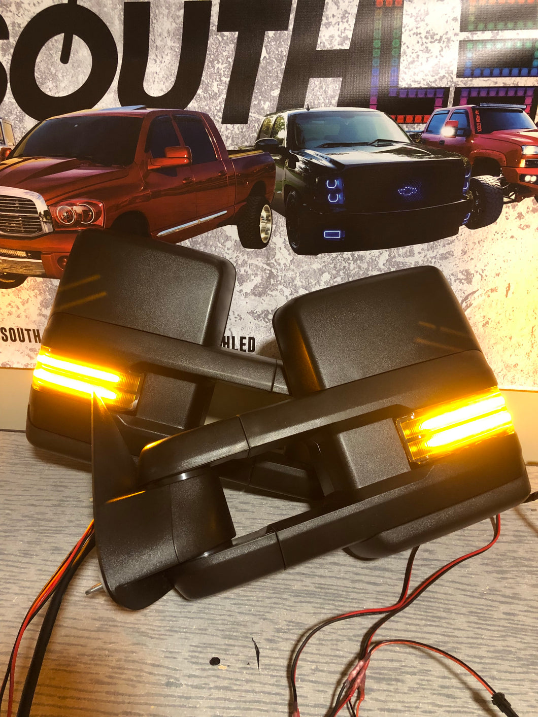 Switchback Chrome Power Fold Tow Mirrors For 2014-2018 Silverado/Sierra 1500 – Heated & LED
