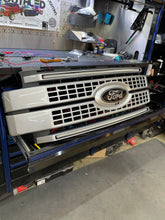2017-2019 Ford Super Duty PLATINUM Grille Colormatched